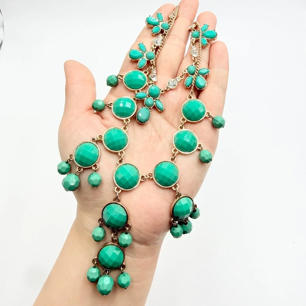 Vintage Turquoise Statement Necklace Gold Tone Layered Bib Necklace - Picture 7 of 10